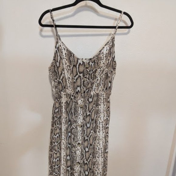 Hint of Blush Snake Print Midi Dress - Picture 2 of 5